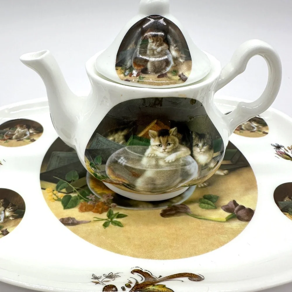 Vintage Crownford Made In England Fine Bone China Miniature Tea Set Cats